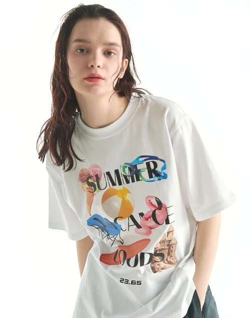 23.65のホワイトプリントTシャツ