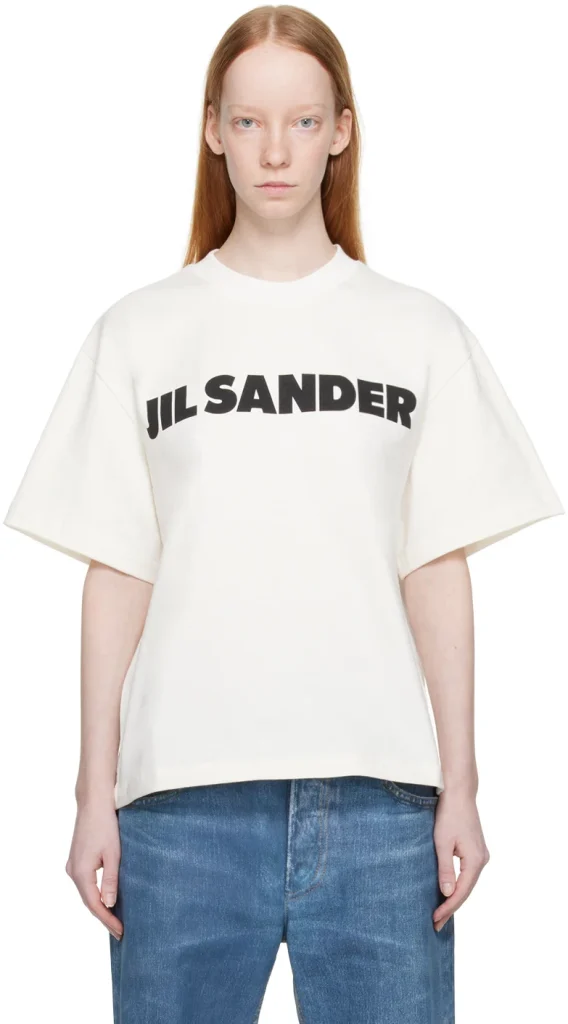 SSENSEで販売されているジルサンダーのロゴTシャツ